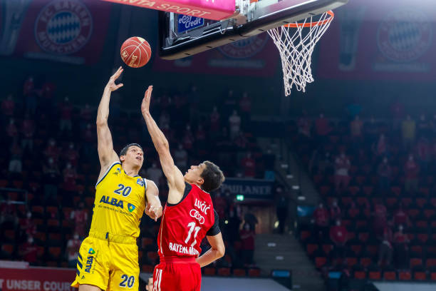 球队注入新 球队注入新