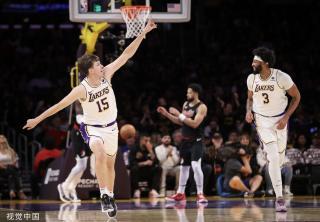 而这场围绕 而这场围绕