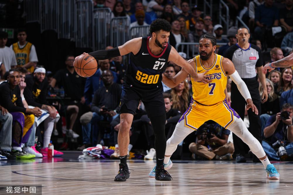 的成功举办 的成功举办